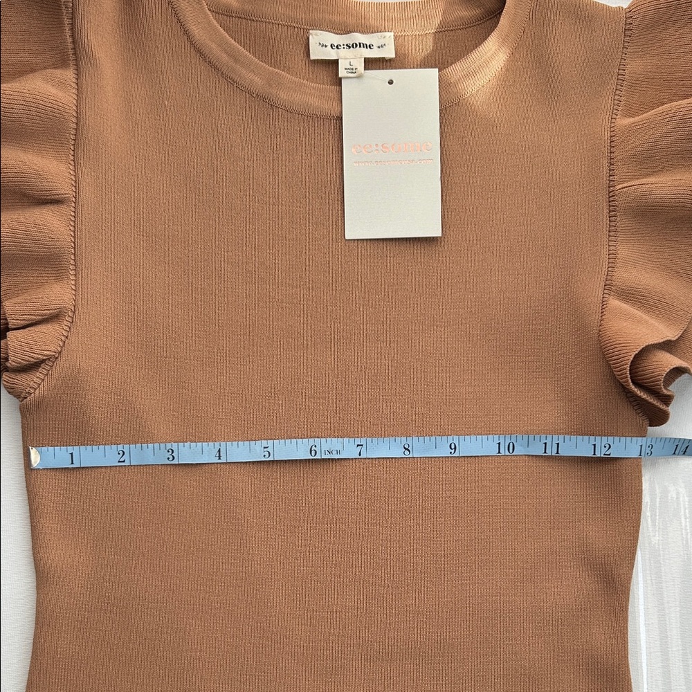 Eesome Coco Ruffled Sleeve Bodysuit - Picture 7 of 9